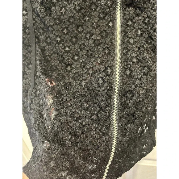 Chico's Lace Mixed Media Moto Jacket Size Chico’s 3 Size 16 XLarge Black Stretch - Picture 3 of 8